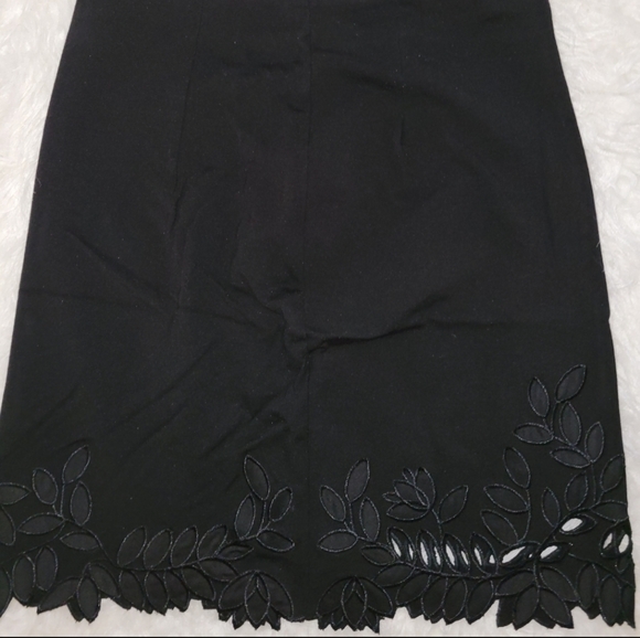 ***5/25*** H & M Skirt - Picture 2 of 6